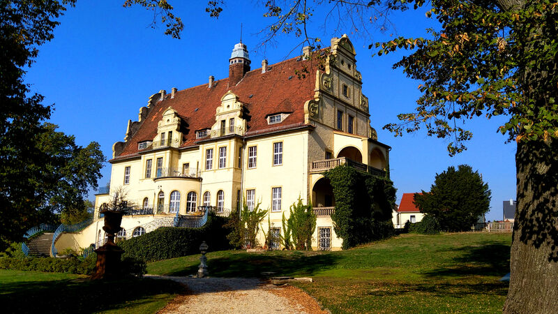 Ferienwohnung Lausitzblick - Das Schloß von Weißig Bild 1