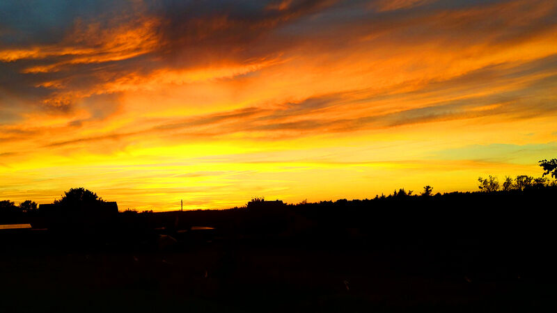 Ferienwohnung Lausitzblick - Der Sonnenuntergang Richtung Bernsdorf Bild 1